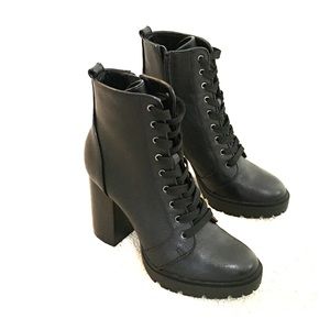 Steve Madden Laurie Leather Booties Size 8